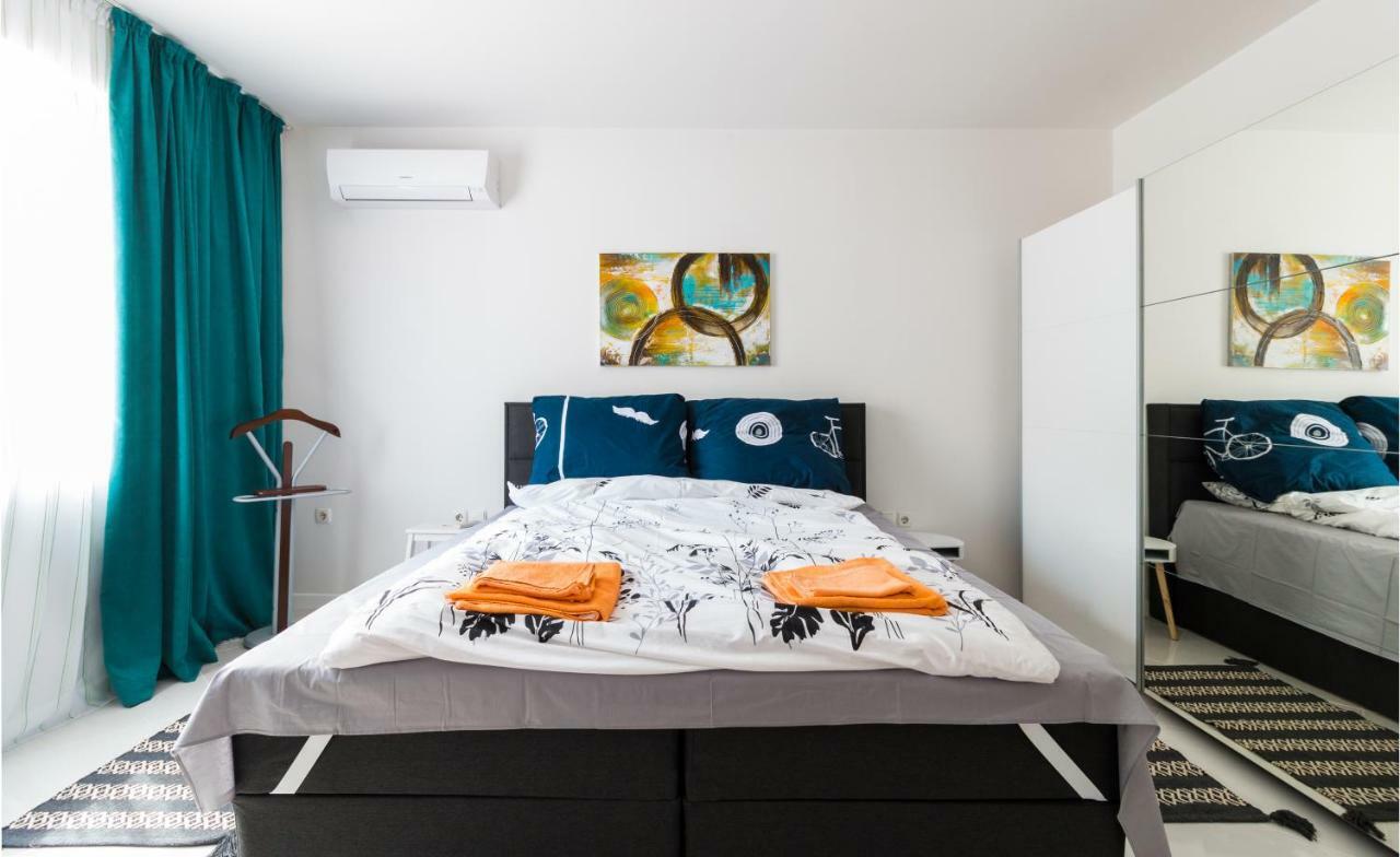 Pop Your Colors - Funky And Modern 1Bdr Apt By Flat Mаnager Plovdiv Extérieur photo