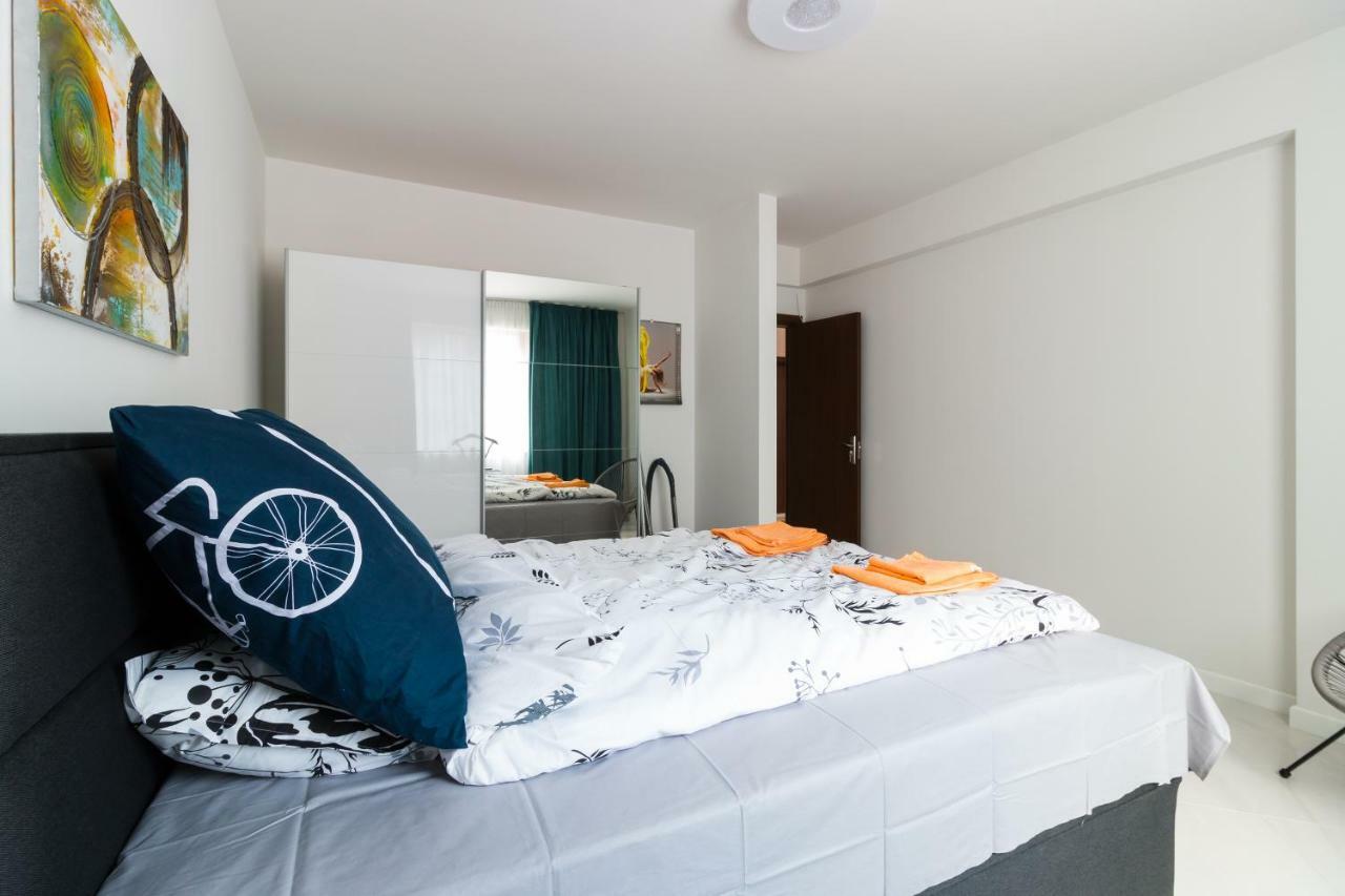 Pop Your Colors - Funky And Modern 1Bdr Apt By Flat Mаnager Plovdiv Extérieur photo