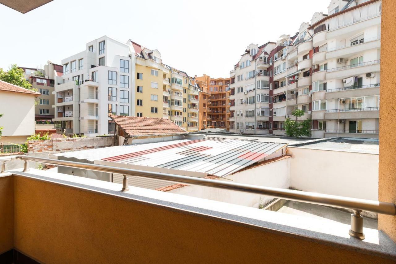 Pop Your Colors - Funky And Modern 1Bdr Apt By Flat Mаnager Plovdiv Extérieur photo