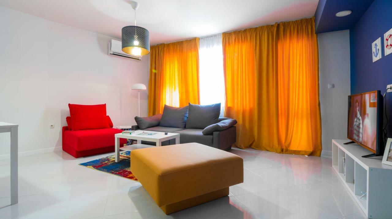 Pop Your Colors - Funky And Modern 1Bdr Apt By Flat Mаnager Plovdiv Extérieur photo
